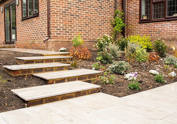 Gardens & Landcapes - Replacement Patio | Boardman-gelly.co.uk